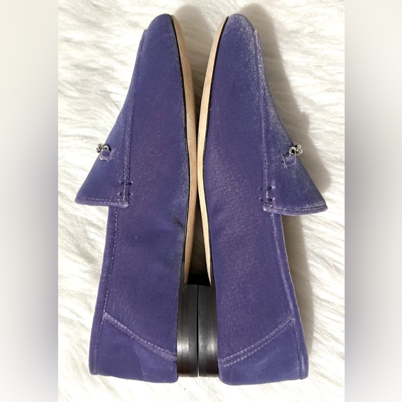 Coach Ladies Velvet Loafers Silver Chain Accent Dark Lavender Size 6.5 NWOB - Picture 6 of 14